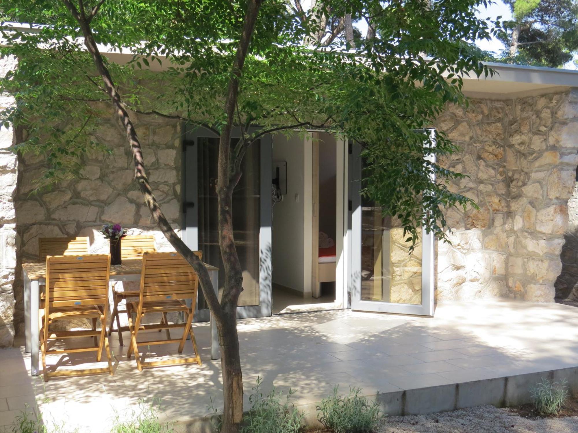 Camping Mia Bungalow & Mobile Home Biograd Na Moru Buitenkant foto