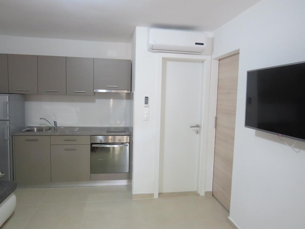 Camping Mia Bungalow & Mobile Home Biograd Na Moru Kamer foto