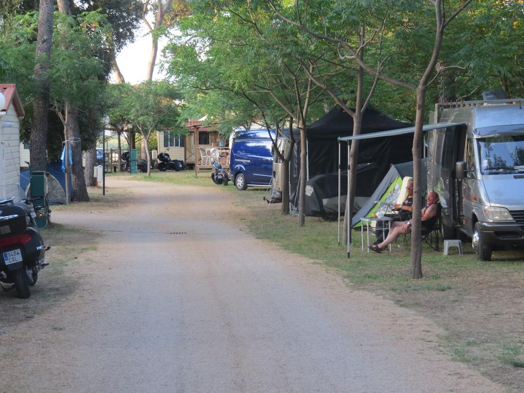 Camping Mia Bungalow & Mobile Home Biograd Na Moru Kamer foto