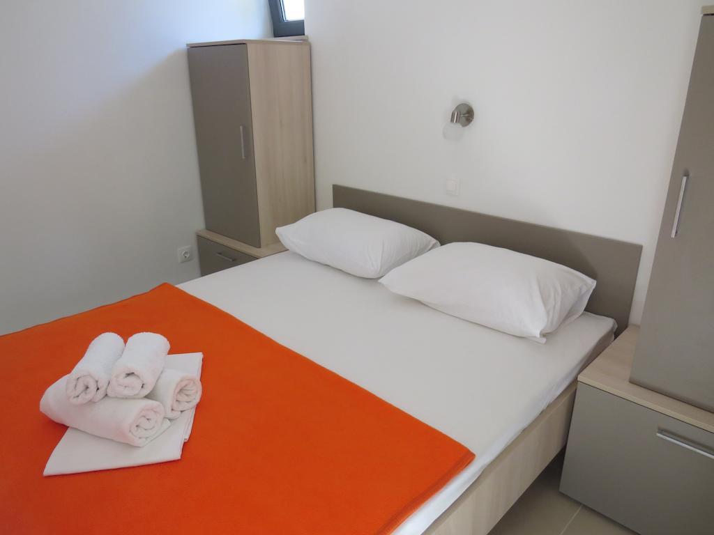 Camping Mia Bungalow & Mobile Home Biograd Na Moru Kamer foto