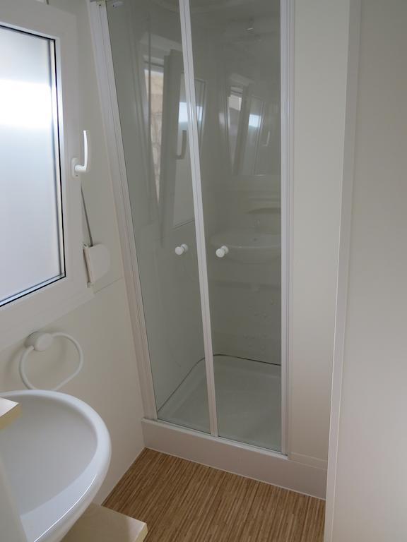Camping Mia Bungalow & Mobile Home Biograd Na Moru Kamer foto